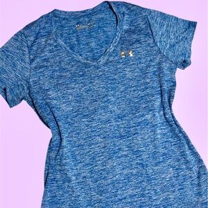 Under Armour HeatGear V‑Neck Athletic Top – Women’s M